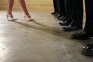 韩国女人黄色毛片